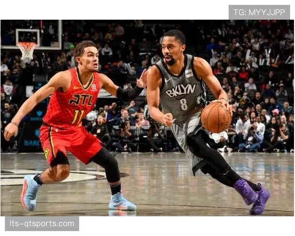 老鹰121-119险胜篮网，特雷·杨命中准绝杀抛投